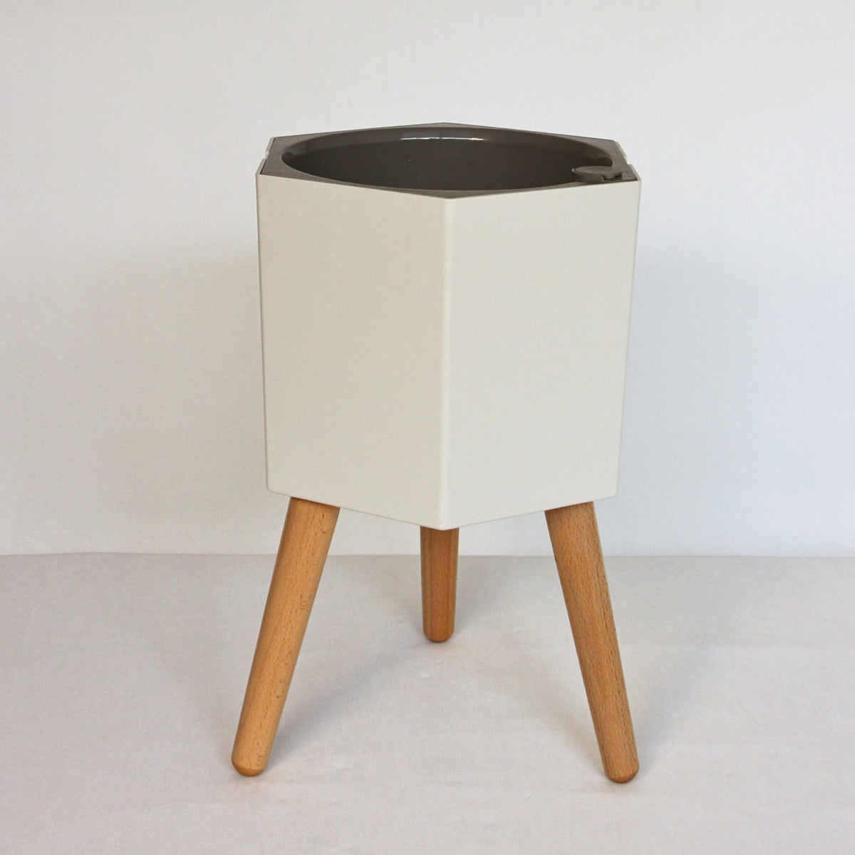 thirstypot hexagon planter studio shot hero